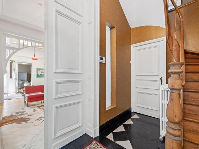 Entrance / Reception