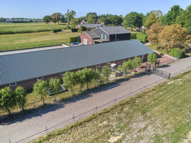 Außenseite Ferienhaus [Sommer]