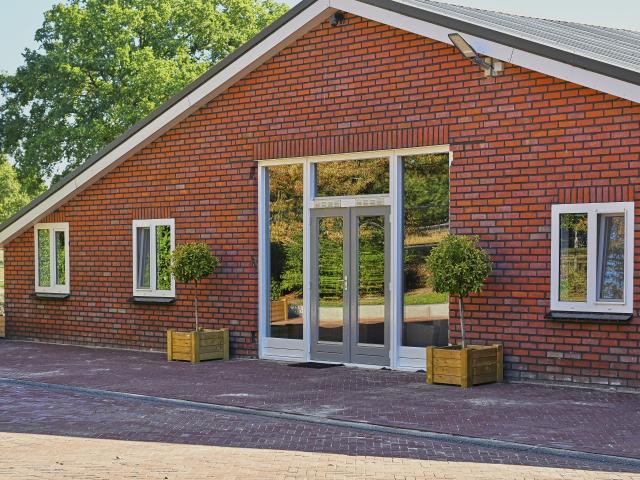 Außenseite Ferienhaus [Sommer]