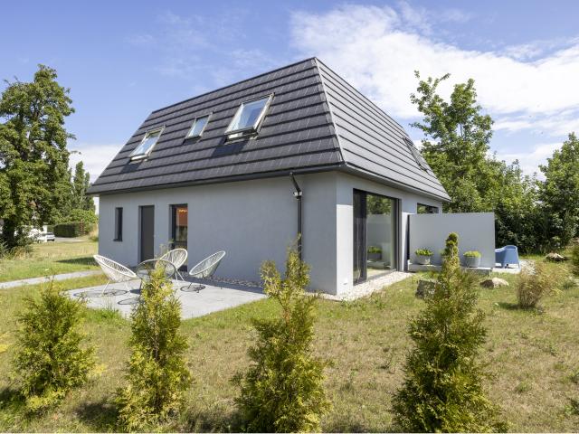 Außenseite Ferienhaus [Sommer]