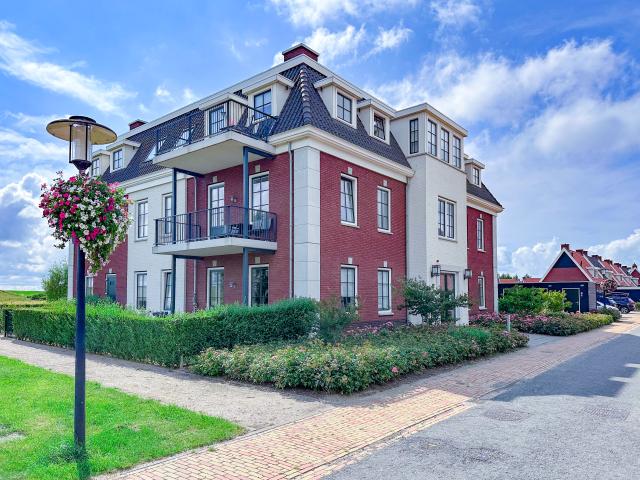 Außenseite Ferienhaus [Sommer]