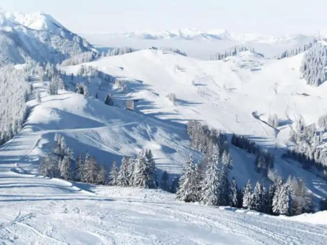 Dans la région (>5 km)