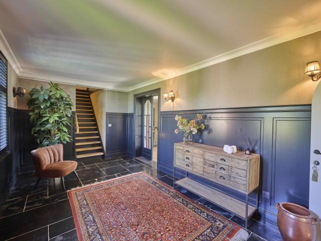 Entrance / Reception