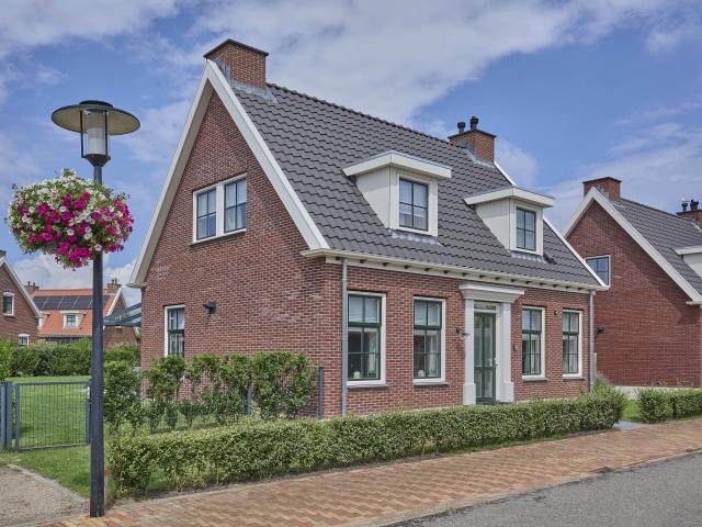 Außenseite Ferienhaus [Sommer]