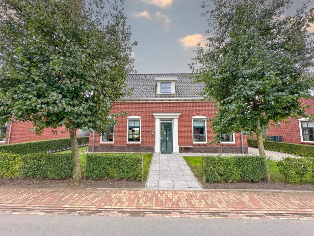 Außenseite Ferienhaus [Sommer]