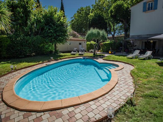Pool des Ferienhauses