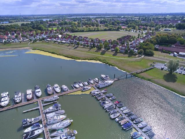 A proximité directe (<1 km)