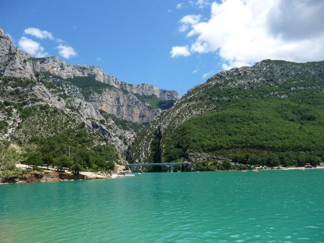 Dans la région (>5 km)