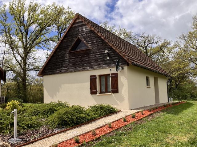 Außenseite Ferienhaus [Sommer]