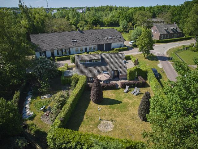 Außenseite Ferienhaus [Sommer]