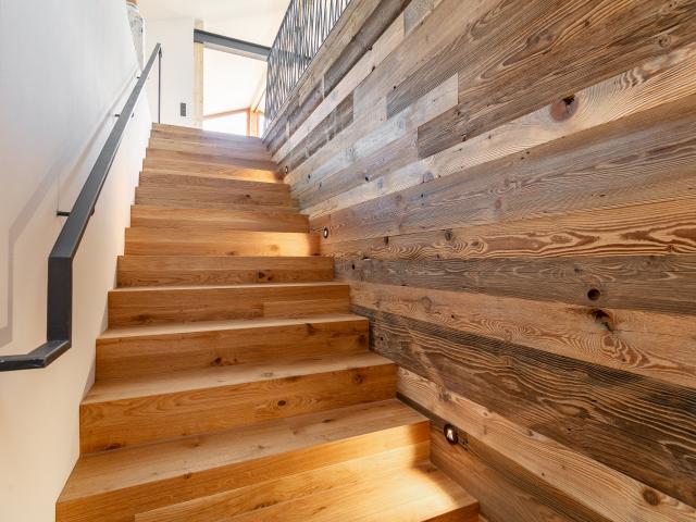 Entrance / Reception