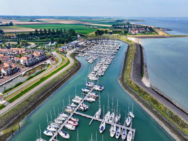 A proximité directe (<1 km)