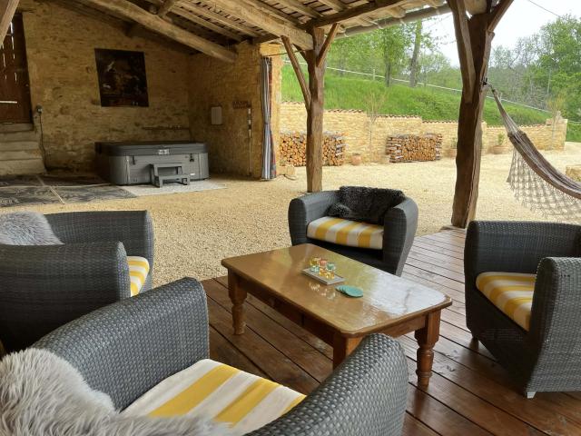 Terrasse / Balkon