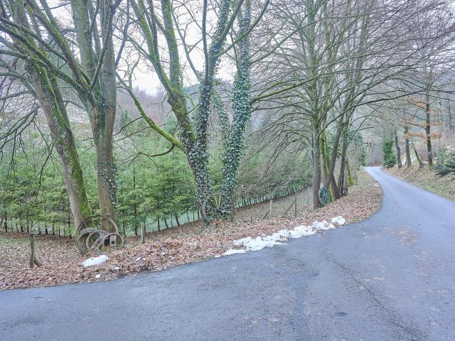 A proximité directe (<1 km)