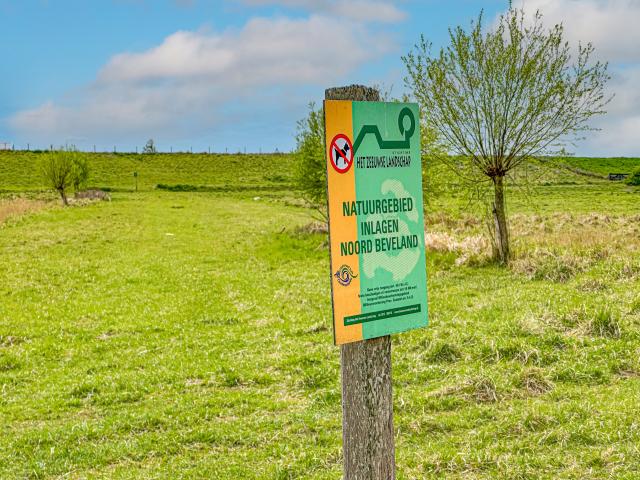 Immediate Surroundings (<1 km)