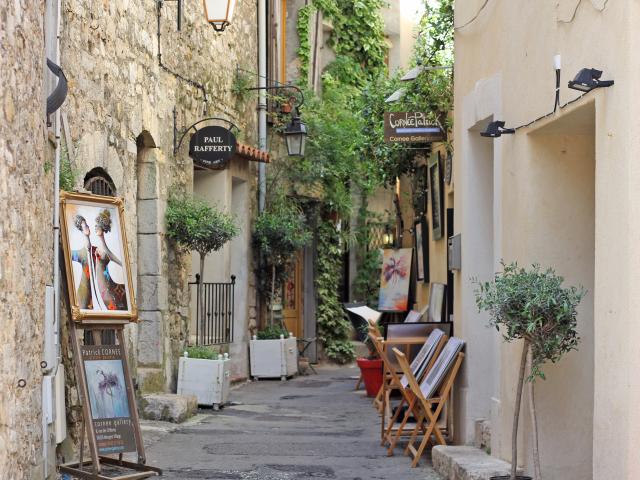 Dans la région (>5 km)