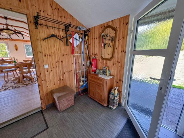 Entrance / Reception