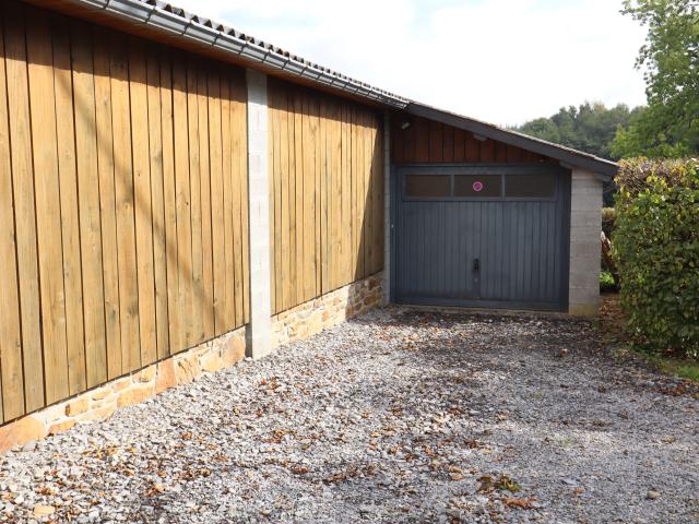 Außenseite Ferienhaus [Sommer]