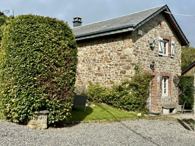 Außenseite Ferienhaus [Sommer]