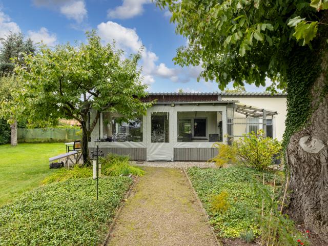 Außenseite Ferienhaus [Sommer]