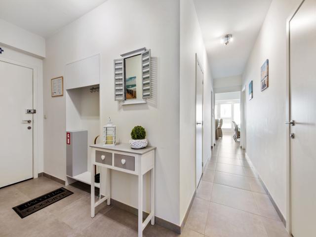 Entrance / Reception