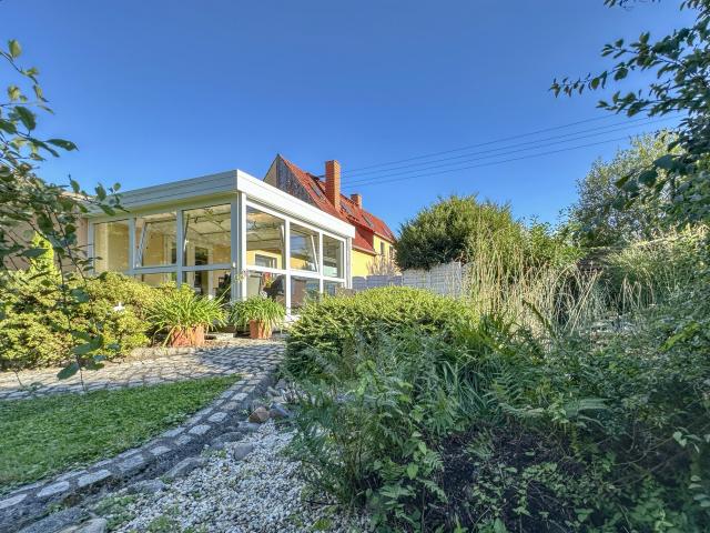 Außenseite Ferienhaus [Sommer]