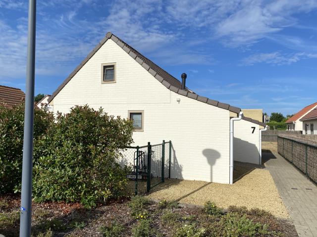 Außenseite Ferienhaus [Sommer]