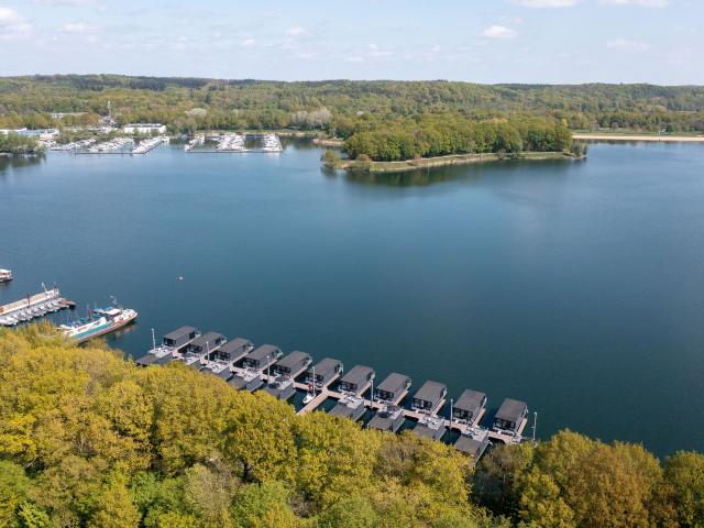 A proximité directe (<1 km)