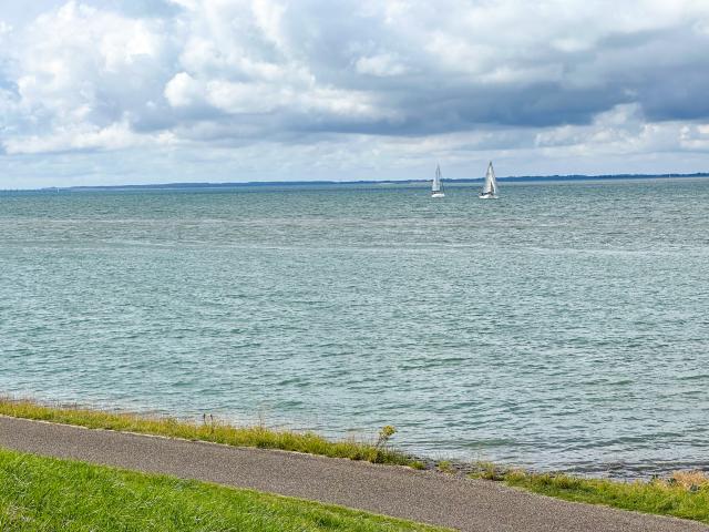 A proximité directe (<1 km)