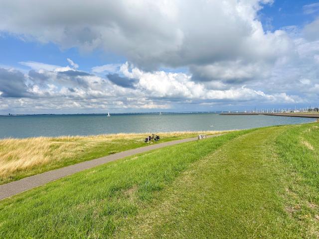 A proximité directe (<1 km)