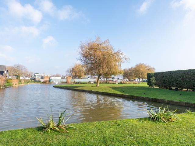 A proximité directe (<1 km)