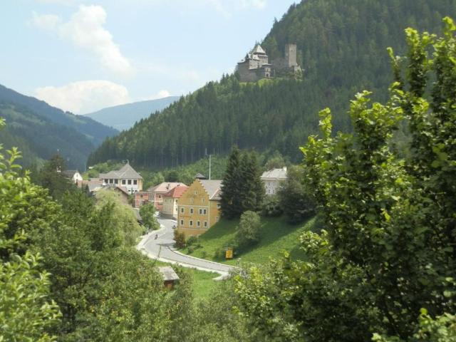 Dans la région (>5 km)