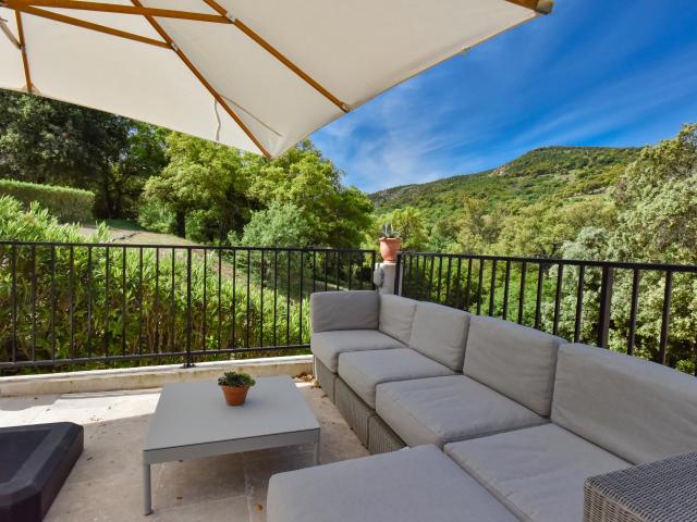 Terrasse / Balkon