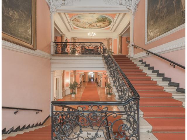 Entrance / Reception