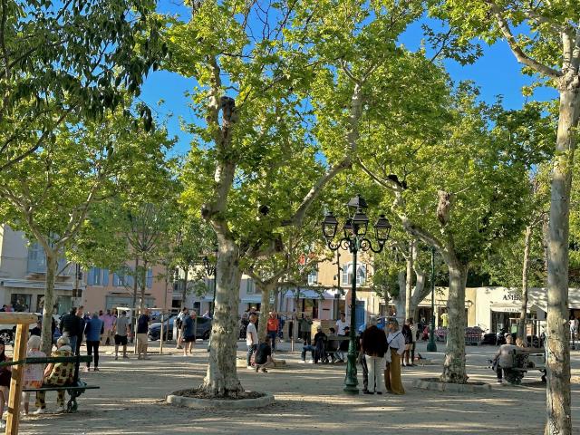 Dans les environs (1-5 km)