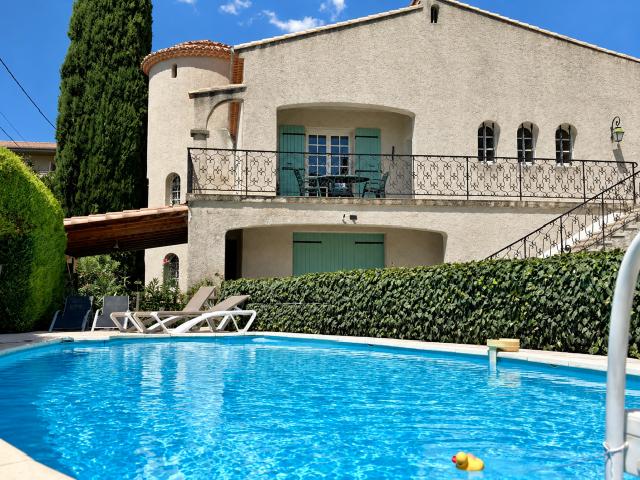 Holiday Home Swimming Pool