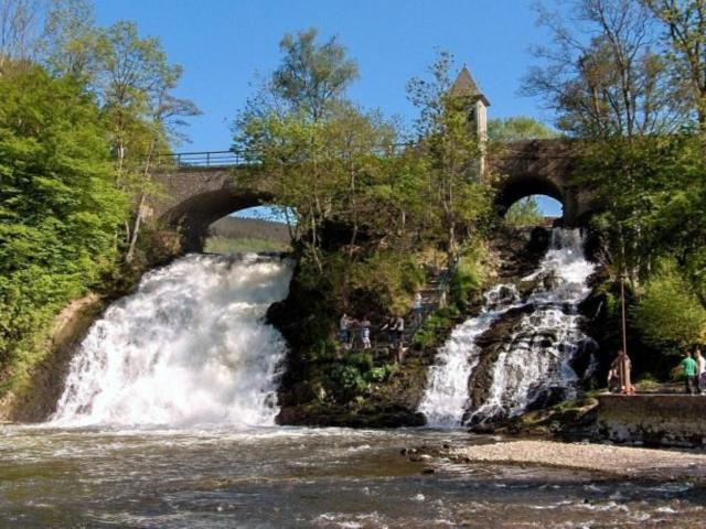 A proximité directe (<1 km)