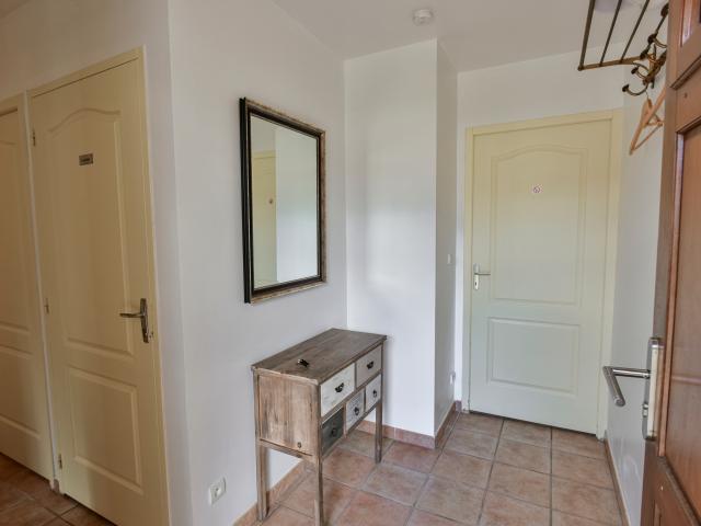 Entrance / Reception
