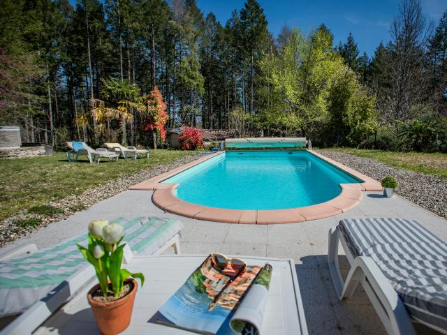 Piscine maison de vacances