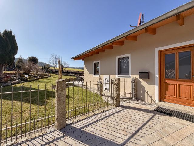 Entrance / Reception