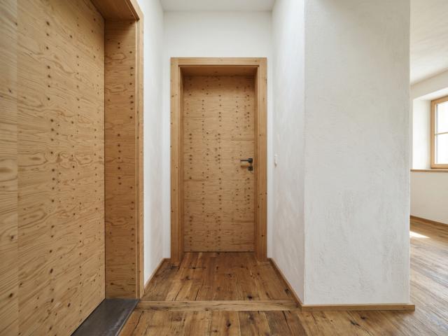 Entrance / Reception