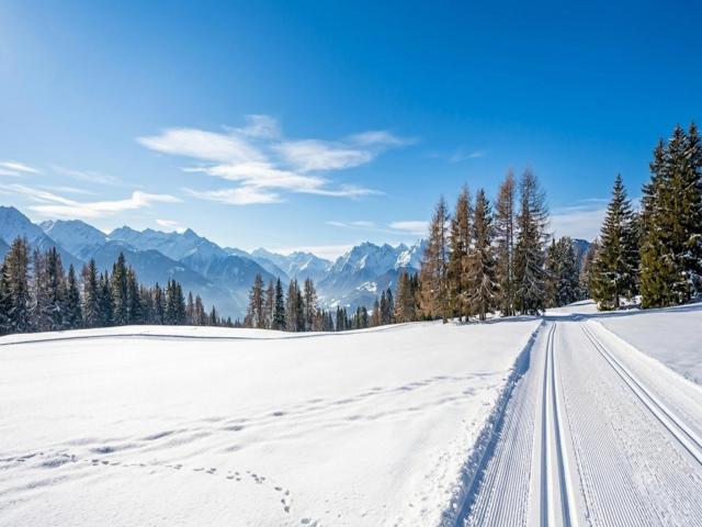 Dans la région (>5 km)