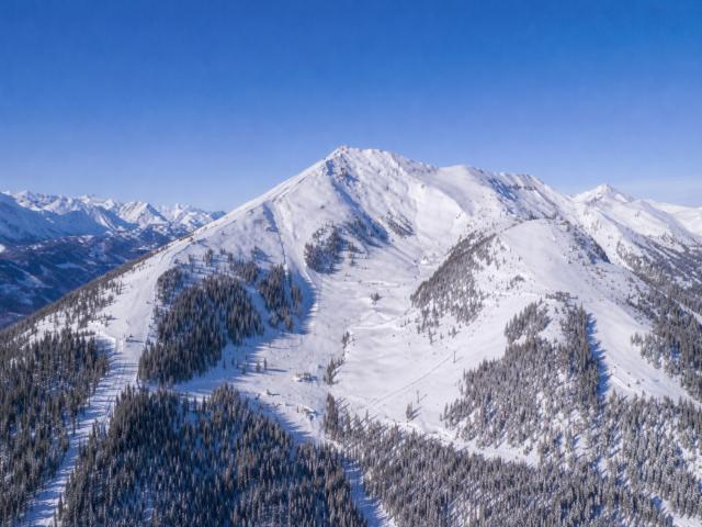 Surroundings (1-5 km)