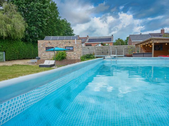 Holiday Home Swimming Pool