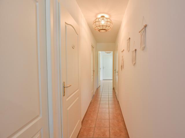 Entrance / Reception