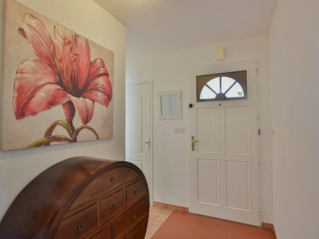 Entrance / Reception