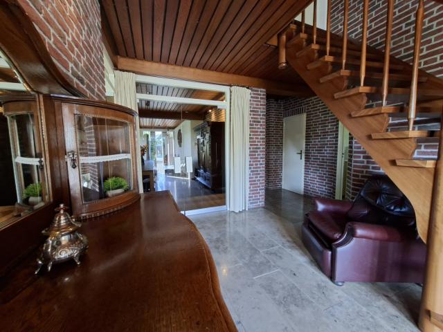 Entrance / Reception