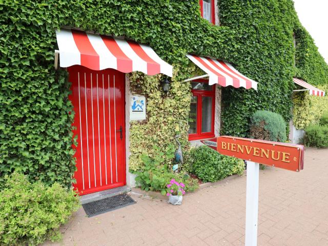 Entrance / Reception