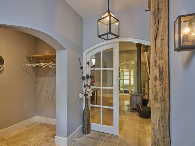 Entrance / Reception
