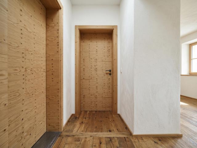 Entrance / Reception